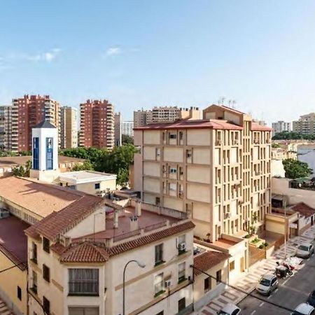 Luis Braille Apt Malaga Exterior photo